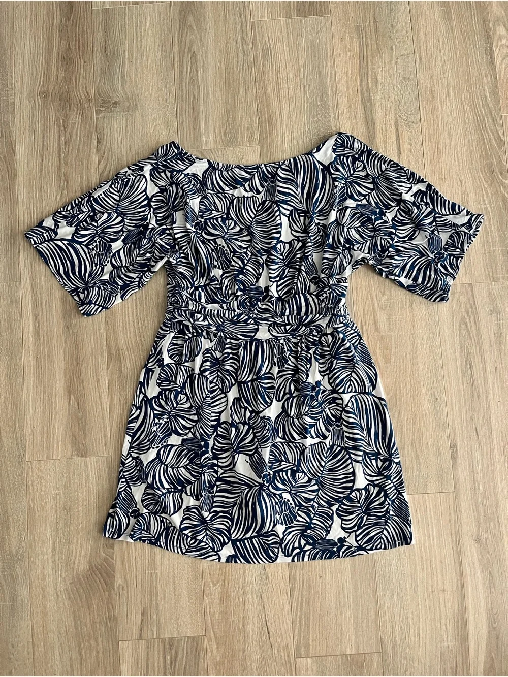 Lilly Pulitzer Women’s Parigi Boat Neck Romper Aegean Navy Beach Path - Size M - Picture 2 of 9
